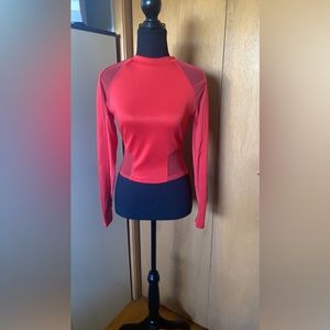 Long sleeve zipped up top